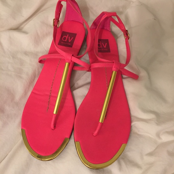 HOST PICK✨ Dolce Vita Archer Sandals