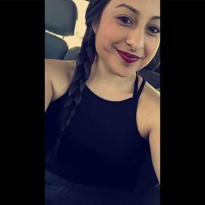 Meet your Posher, Amanda