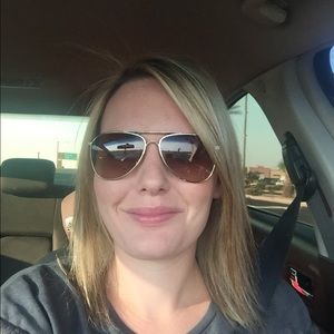 Meet your Posher, Kim