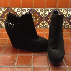 Wedged booties dolce vita