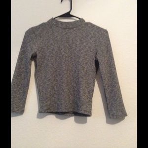 Crop top gray ribbed shirt