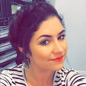 Meet your Posher, Brooke