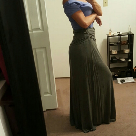Bobeau gray asymmetric knit maxi skirt - Picture 3 of 4