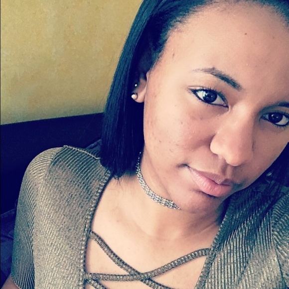 Meet your Posher, Kristen - Picture 6 of 7