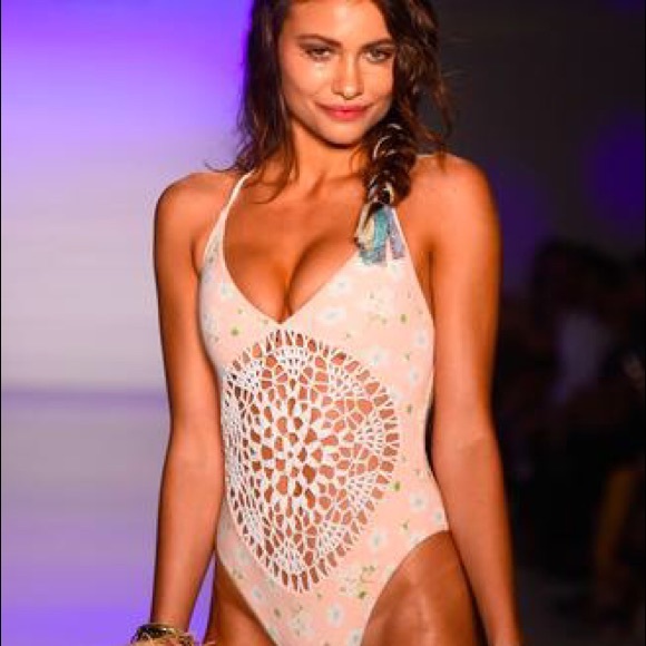 Frankies Bikinis Poppy One Piece