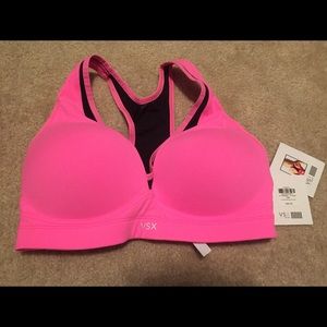 Victoria's Secret Sports bra size 34D