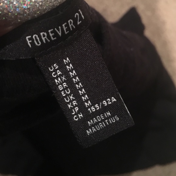 Black basic crop top - Picture 2 of 2