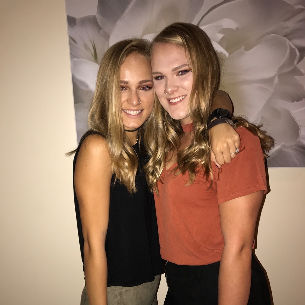 Meet your Posher, Shelby