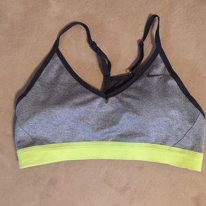 Women's Nike Pro Indy sports bra grey sz M