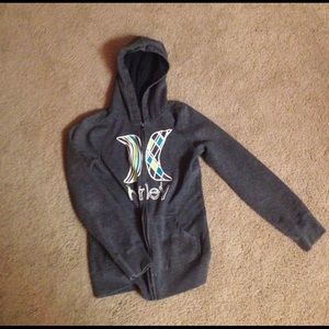Really nice Hurley zip up hoodie🌲