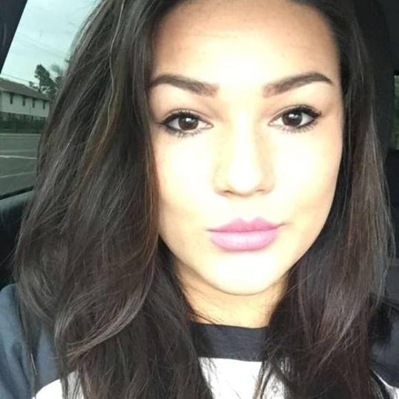 Meet your Posher, Kimberly - Picture 1 of 1