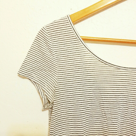 American Eagle Striped Crop Top
