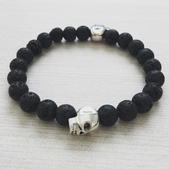 Skull black lava beaded bracelet