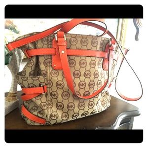 Michael Kors Tangerine huge shoulder bag