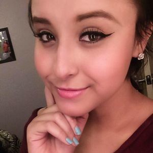 Meet your Posher, Cristina