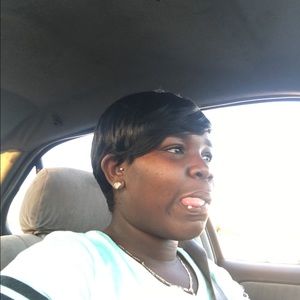 Meet your Posher, Tonisha