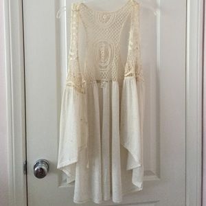 derek heart cardigan