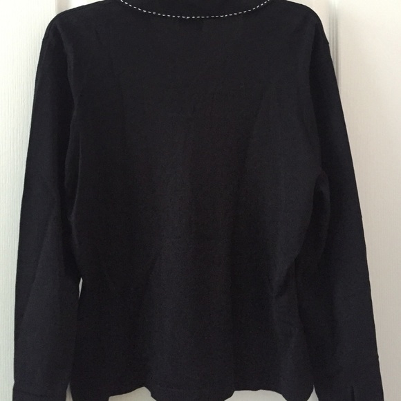INC button down - Picture 3 of 3
