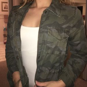 Camo waist jacket