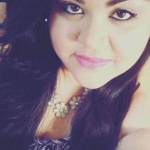 Meet your Posher, Perla