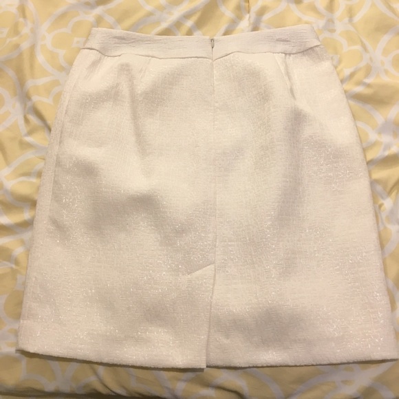 Banana Republic - White Skirt - Picture 3 of 4