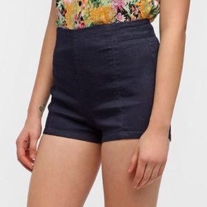 Kimchi Blue Rosie Pin-Up High Waisted Shorts