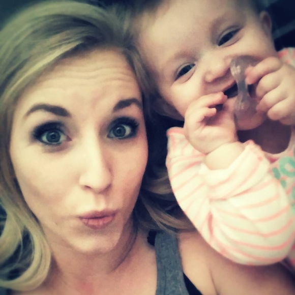 Meet your Posher, Katelyn