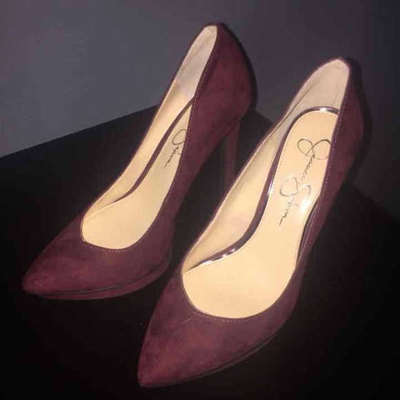 Jessica Simpson Wine/Maroon Pumps