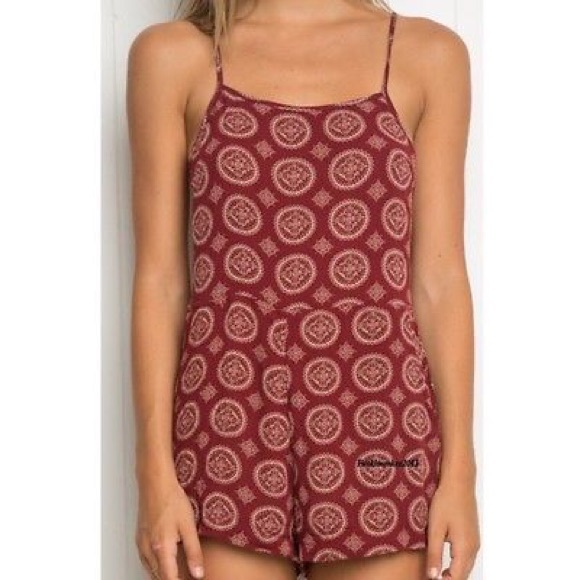 Brandy Melville adley romper