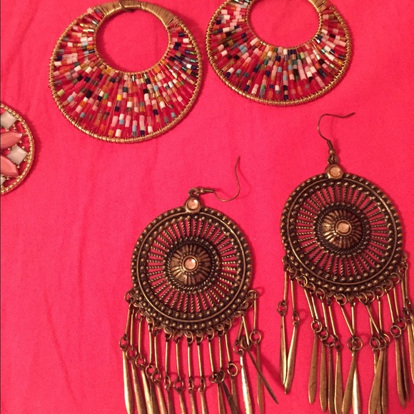 7 pair of earrings - Picture 4 of 4