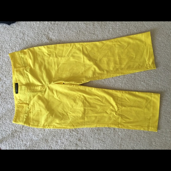 Express capris