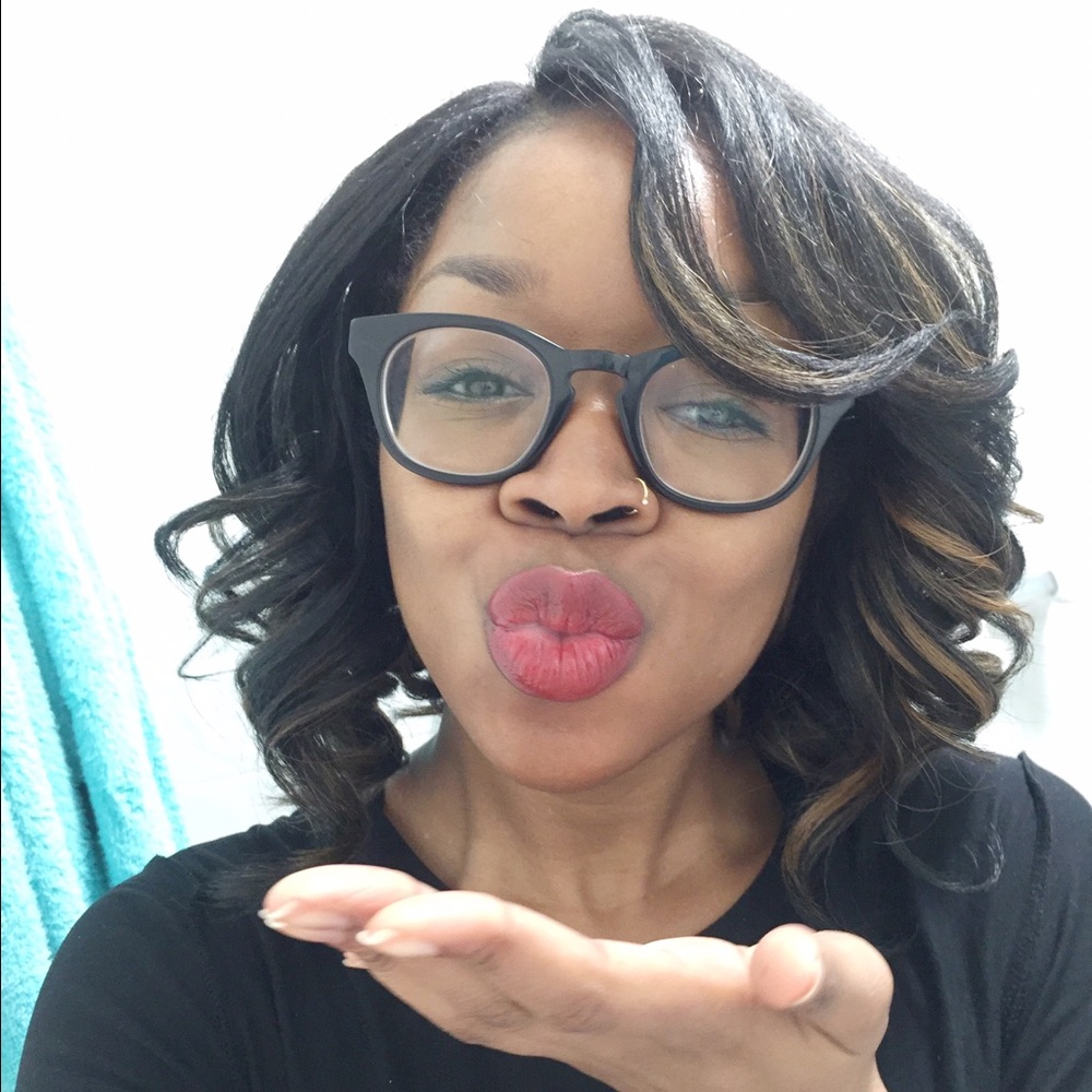 Meet your Posher, Christina