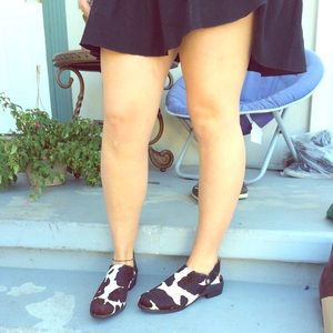 Never worn Ariat clogs