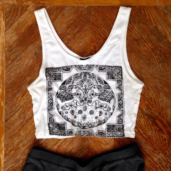 Forever 21 White Indian Elephant Crop Top