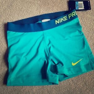 SOLD!!!! NWT NIKE Shorts