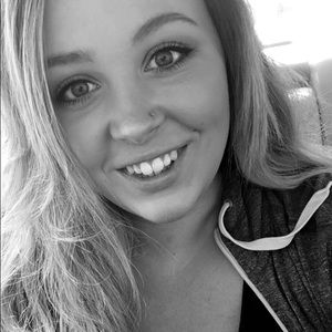 Meet your Posher, Brianna