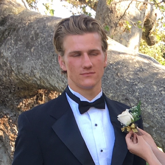 Meet your Posher, Tristan