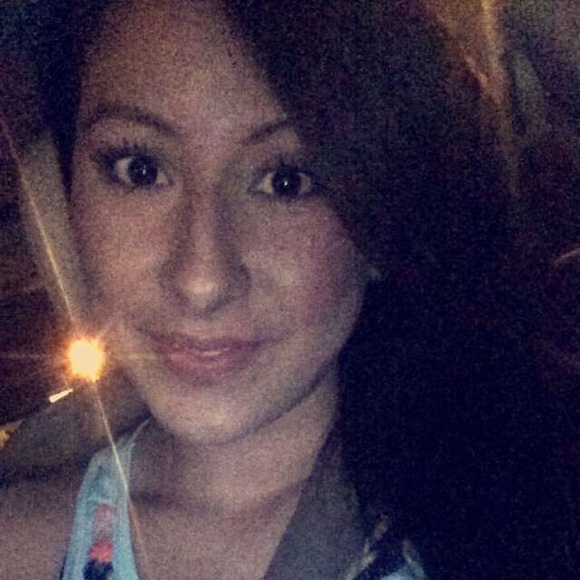 Meet your Posher, Randi - Picture 1 of 1