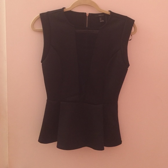 Forever 21 black top. New. Never worn.