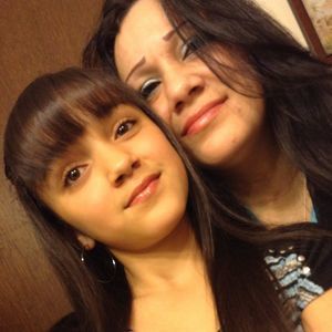 Meet your Posher, Ernestina