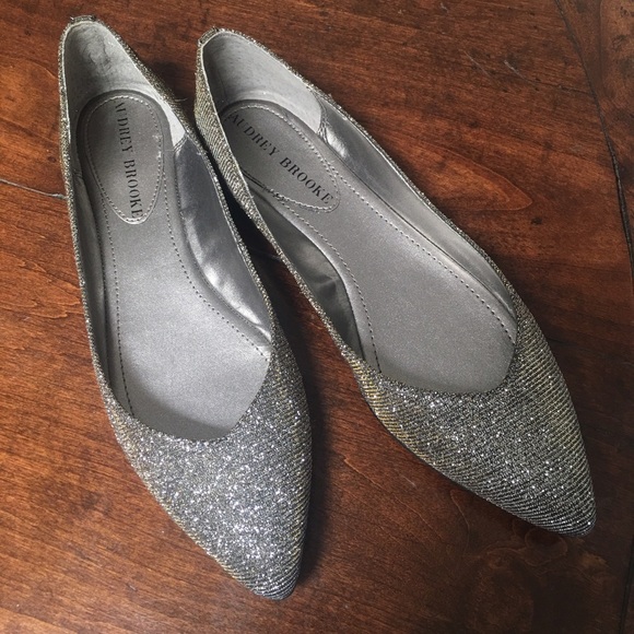 Adorable Audrey Brooke flats