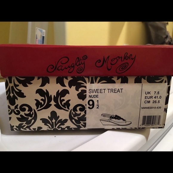 Naughty Monkey Sandals - Picture 3 of 3