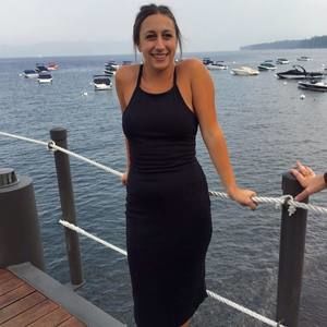 Meet your Posher, Zoë