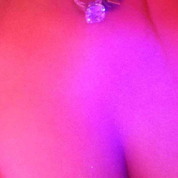 Love Shimmer Specs with Delish Scent.on hold. - Picture 4 of 4