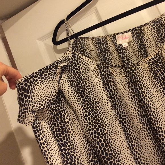 Parker open shoulder blouse - Picture 2 of 4