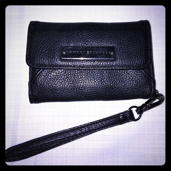 A/X iPhone 4 wristler