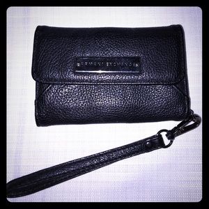 A/X iPhone 4 wristler