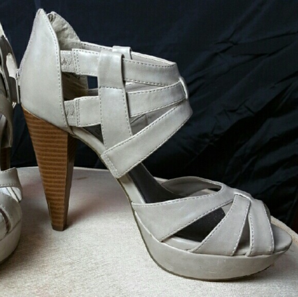 Guess grey strappy heels with wooden heel