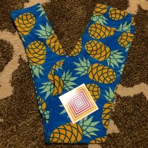 NWT Lularoe blue pineapple leggings tween