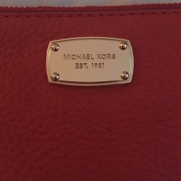 Sienna Three Quarter Wristlet